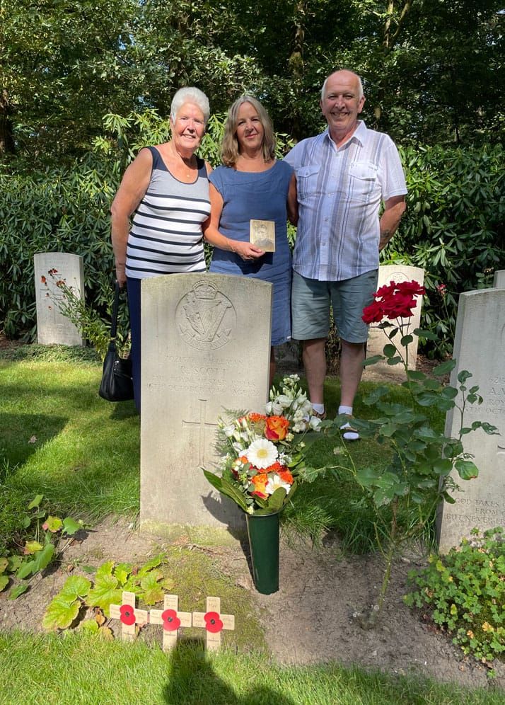 May Lowry Scott Anny Huberts and Alex Lowry