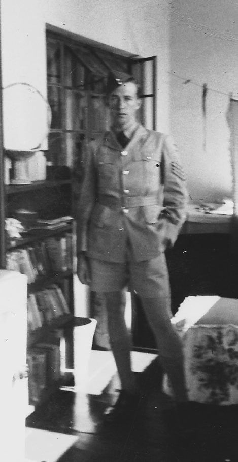 Training in Zuid-Rhodesië 1942 thuis in zomer uniform