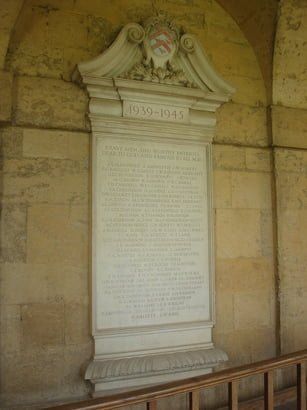 war memorial stone Worcester College