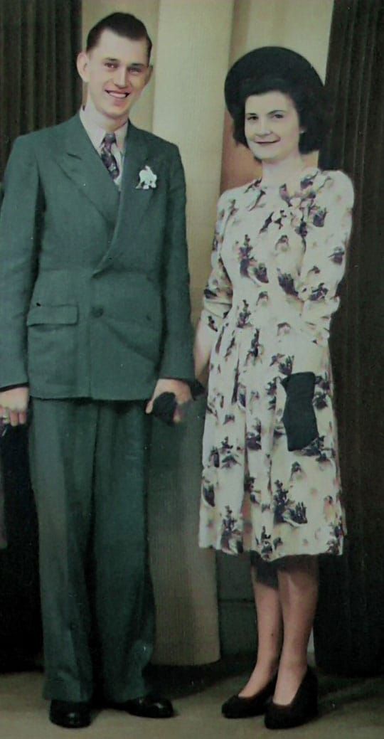 Huwelijk van Geoff Hogg en Cicely Pamela Riley