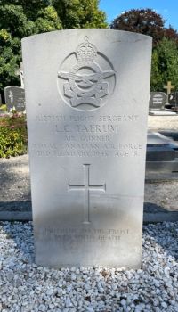 Grave Lorne Taerum