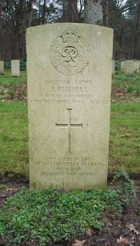 Grave John Russell