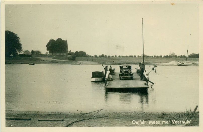 Oeffelt Veerhuis, pont over de Maas richting Gennep