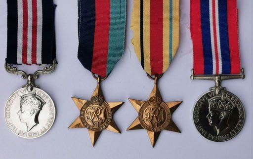 medals-arthur-redford