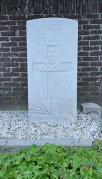 Grave John Wilson