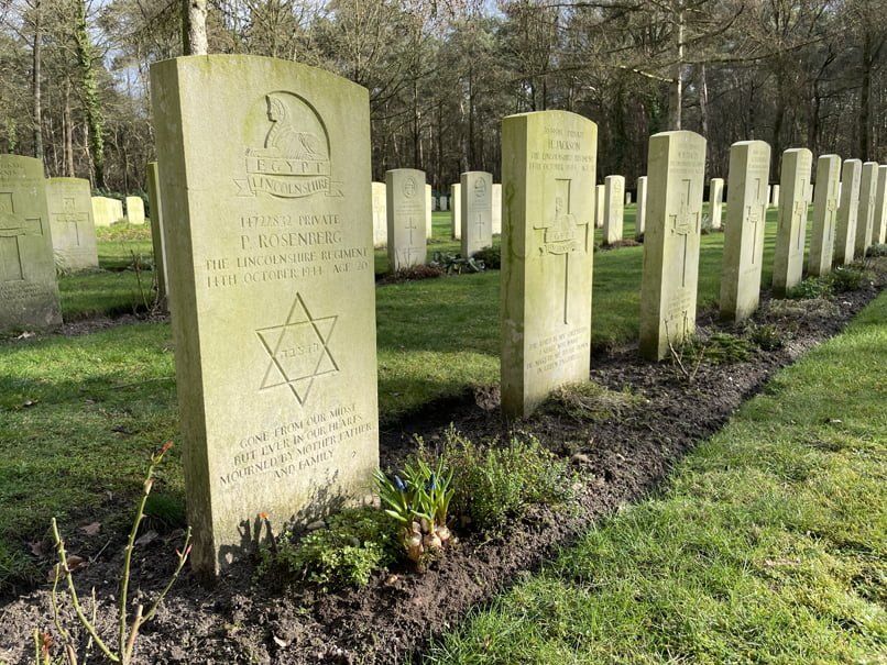 Graven in Overloon