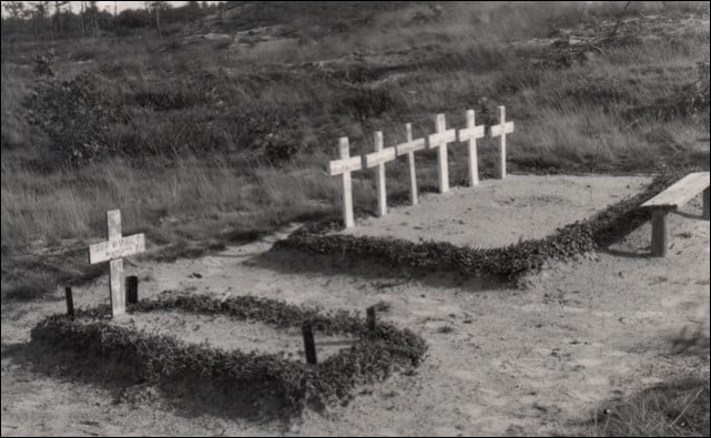 veldgraf van Wil van der Burgt en de Britten Lewis, Guy, Scott, Bushell, Erskine en Irvine