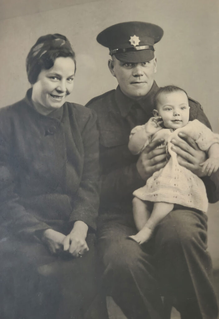 Alfred and Mary Churchlow with their child Maureen