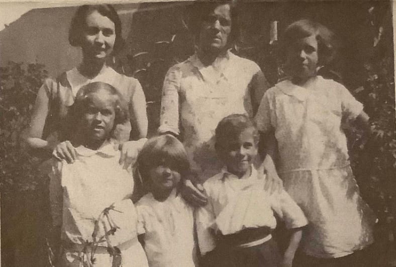 Edith Laggett en haar kinderen